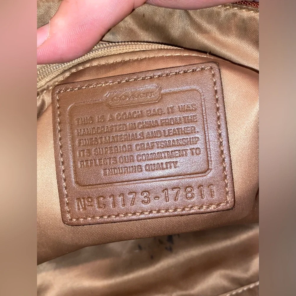 Vintage Coach Carryall Chelsea Jayden 17811 Shoulder Bag Tote Leather Y2K 2000s - Picture 10 of 10